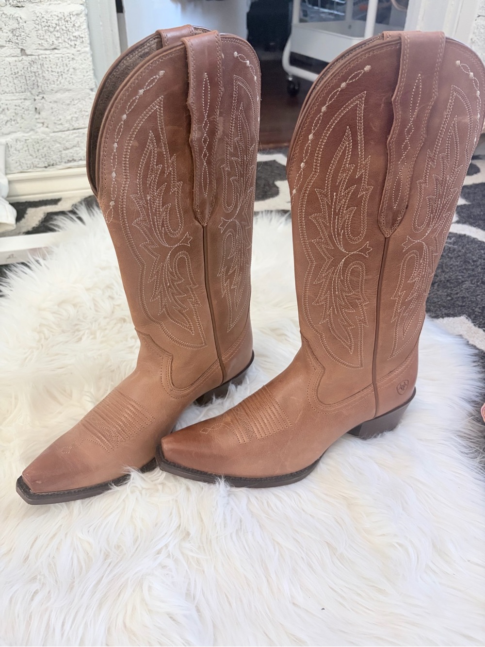 Ariat Brown Leather Wide Calf Tall Snip Toe Western Cowboy Boots New 6.5